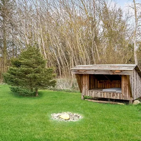 Holiday home Beautiful Home In Ebeltoft With Kitchen